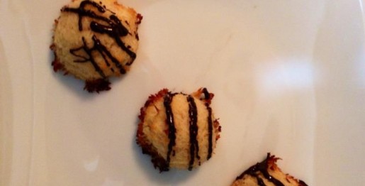 Paleo Coconut Macaroons